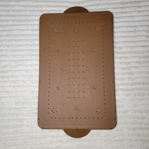 Temp-tations Brown Old World - set of 2 Silicone Baking Boards - Picture 5 of 5